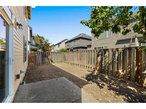 532 NE Caden Avenue Hillsboro OR 97124