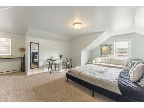 2208 N Kilpatrick Street Portland OR 97217