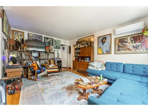 2208 N Kilpatrick Street Portland OR 97217
