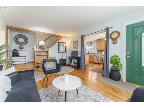 2208 N Kilpatrick Street Portland OR 97217