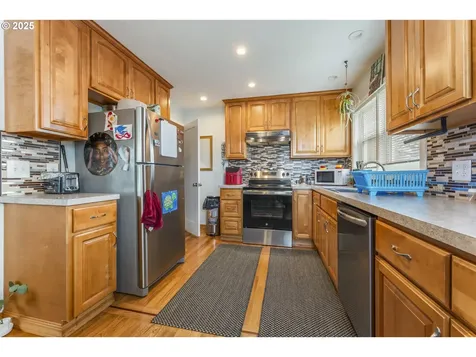 2208 N Kilpatrick Street Portland OR 97217