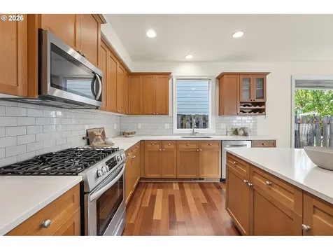 4024 SE Crystal Springs Boulevard Portland OR 97202