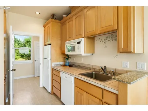 30525 NE Canter Lane Sherwood OR 97140