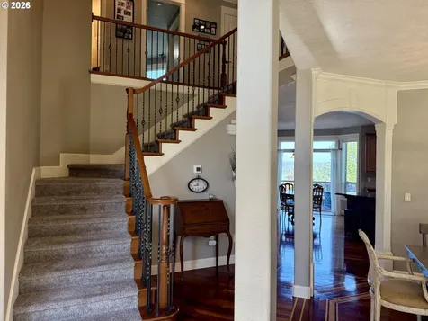4119 Forest View Drive Washougal WA 98671