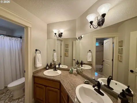 4119 Forest View Drive Washougal WA 98671