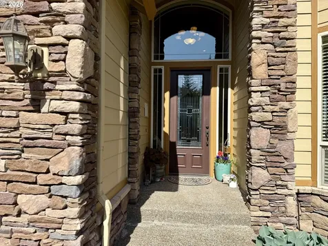 4119 Forest View Drive Washougal WA 98671