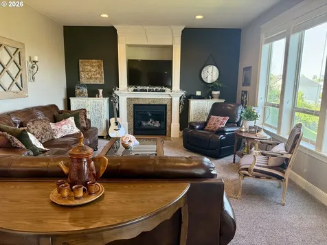 4119 Forest View Drive Washougal WA 98671