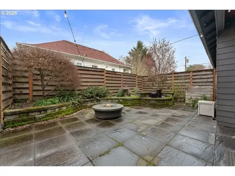 37 NE Skidmore Street Portland OR 97211