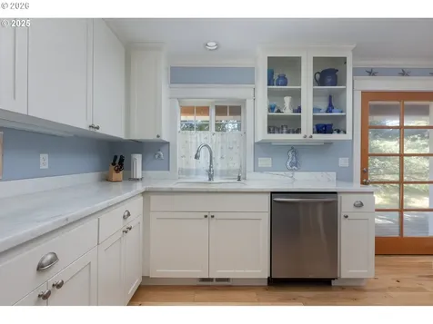 6415 Dory Pointe Loop Pacific City OR 97135