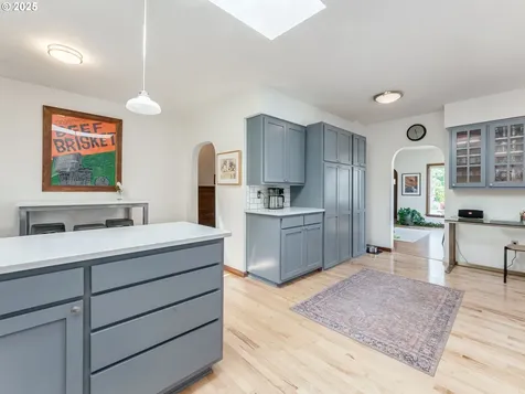 218 NW 7th Street Mcminnville OR 97128