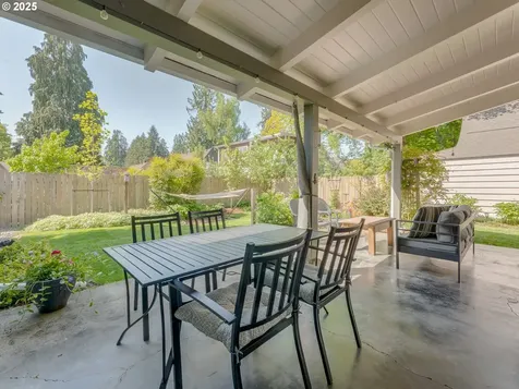218 NW 7th Street Mcminnville OR 97128