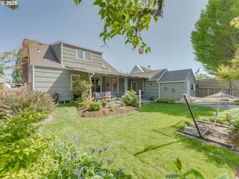 218 NW 7th Street Mcminnville OR 97128