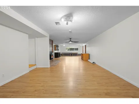7507 NW 16th Avenue Vancouver WA 98665