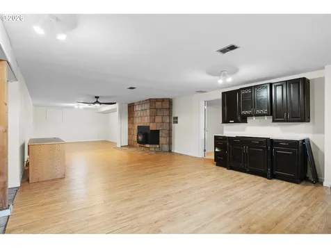 7507 NW 16th Avenue Vancouver WA 98665