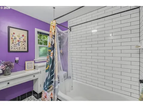 414 NE 68th Avenue Portland OR 97213