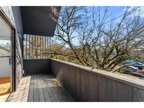 3033 SE 19th Avenue Portland OR 97202