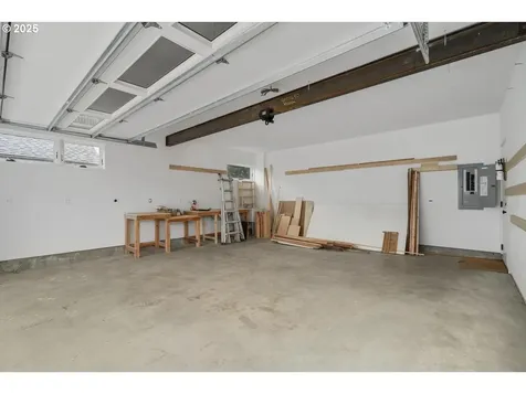 3033 SE 19th Avenue Portland OR 97202