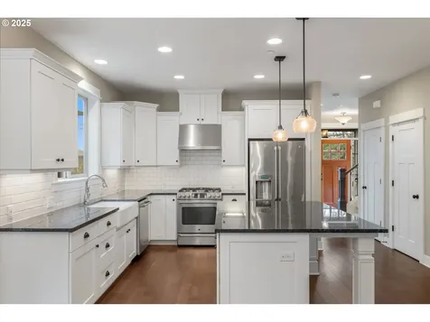 1953 SW Iowa Street Portland OR 97239
