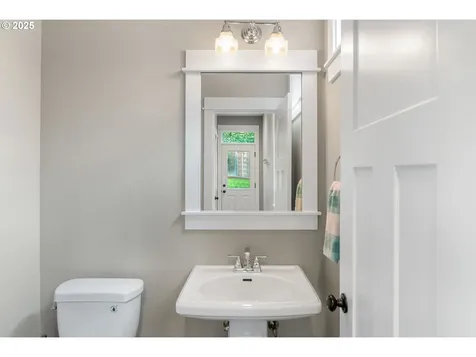 1953 SW Iowa Street Portland OR 97239