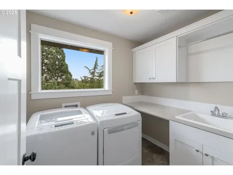 1953 SW Iowa Street Portland OR 97239