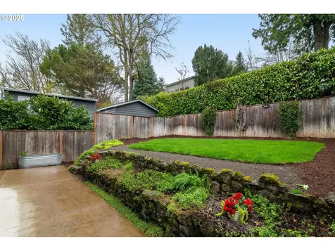 1953 SW Iowa Street Portland OR 97239