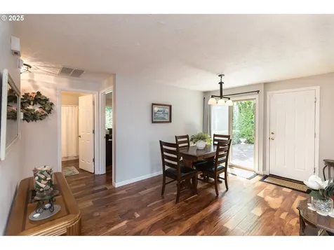 2416 SW 23rd Circle Troutdale OR 97060