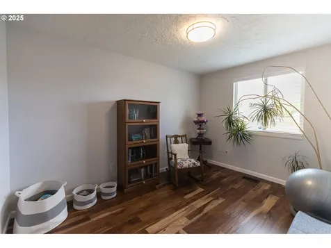 2416 SW 23rd Circle Troutdale OR 97060