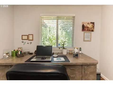 2416 SW 23rd Circle Troutdale OR 97060