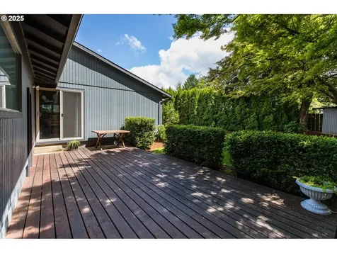 2416 SW 23rd Circle Troutdale OR 97060