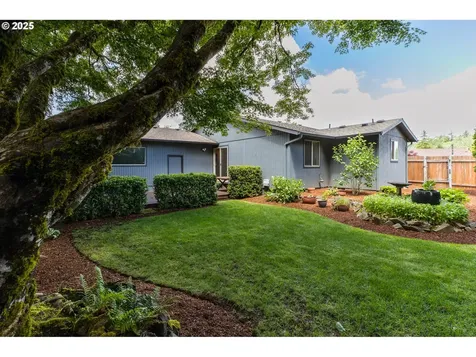 2416 SW 23rd Circle Troutdale OR 97060