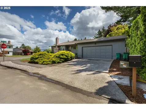 2416 SW 23rd Circle Troutdale OR 97060