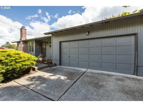 2416 SW 23rd Circle Troutdale OR 97060