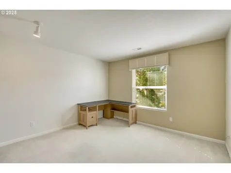 5592 NE Hidden Creek Drive Hillsboro OR 97124