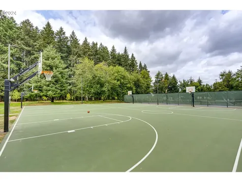 5592 NE Hidden Creek Drive Hillsboro OR 97124