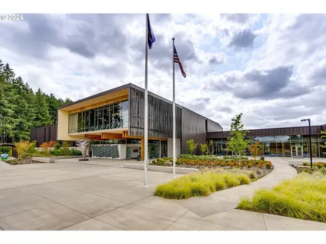 5592 NE Hidden Creek Drive Hillsboro OR 97124