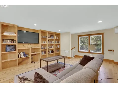 47266 SW Carpenter Creek Road Forest Grove OR 97116