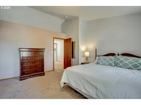 302 Pine Street Woodland WA 98674