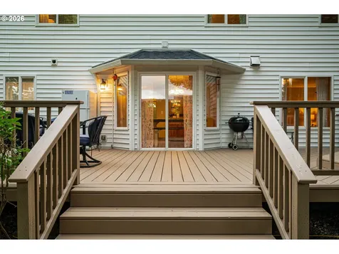 302 Pine Street Woodland WA 98674