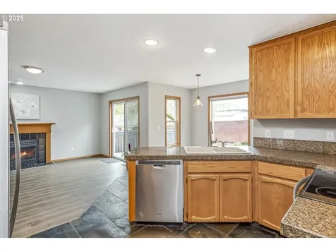 5011 SE Boise Street Portland OR 97206