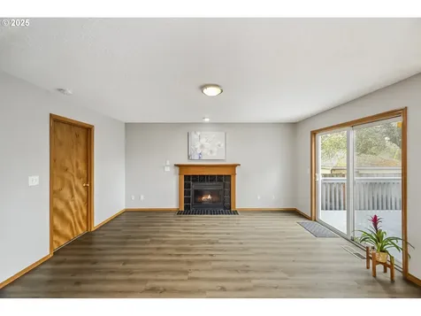 5011 SE Boise Street Portland OR 97206