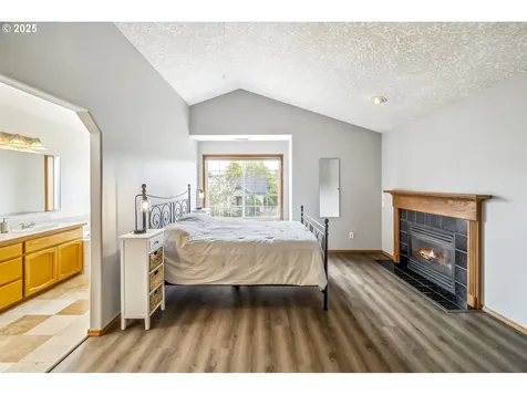 5011 SE Boise Street Portland OR 97206