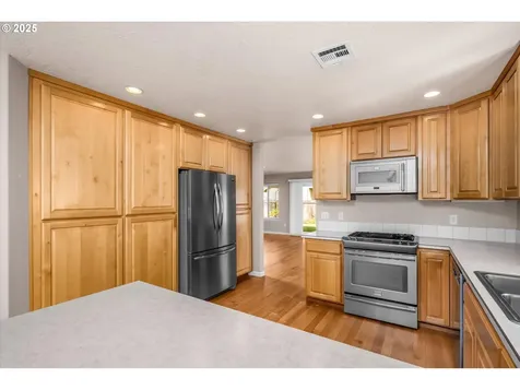 1176 Unity Drive Junction City OR 97448