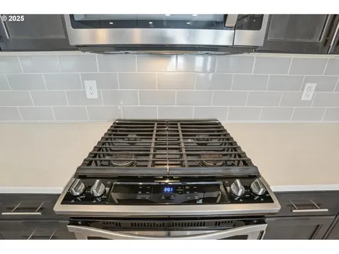 10311 NE 63rd Place Vancouver WA 98662