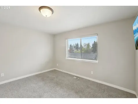 10311 NE 63rd Place Vancouver WA 98662