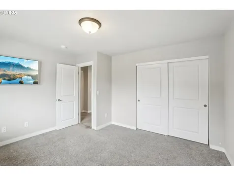 10311 NE 63rd Place Vancouver WA 98662