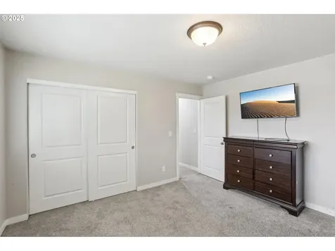 10311 NE 63rd Place Vancouver WA 98662