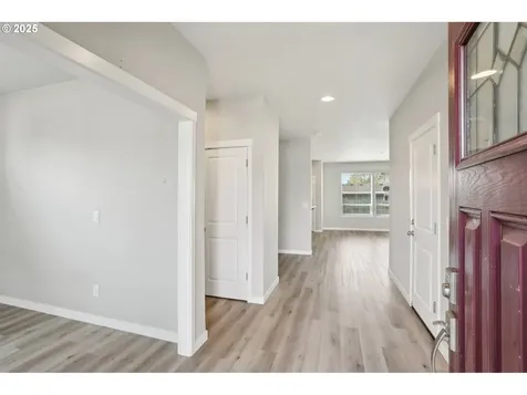10311 NE 63rd Place Vancouver WA 98662