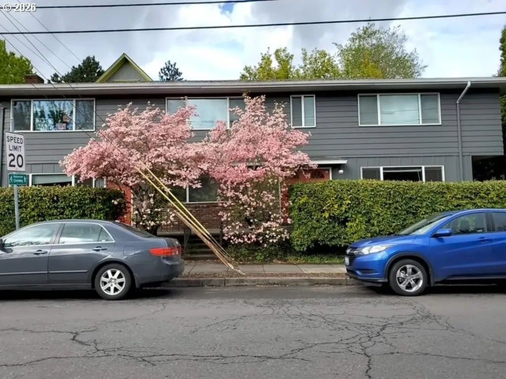 1607 NE 26th Avenue Portland OR 97232