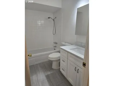 1607 NE 26th Avenue Portland OR 97232