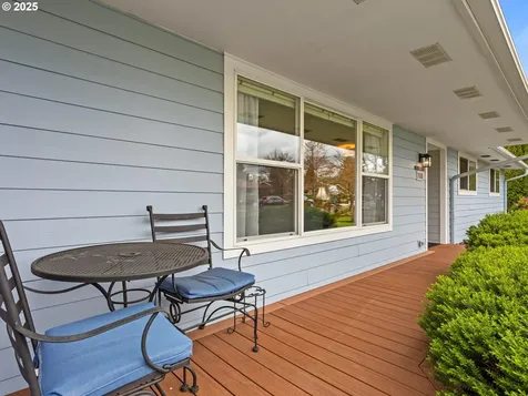 708 NW 80th Street Vancouver WA 98665